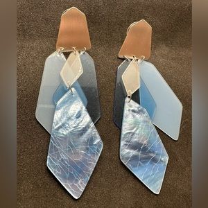 Kendra Scott Gracie Sky Blue Earrings
